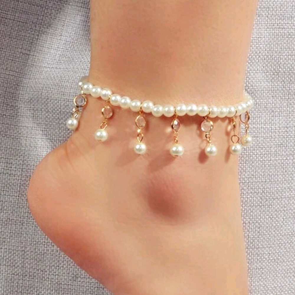 3/$15 - Faux Pearl Decor Anklet